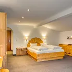 Hotel Erika Nauders
