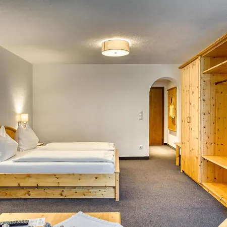 Hotel Erika Nauders